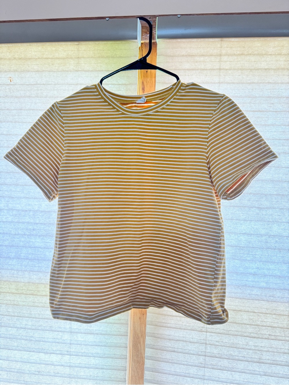 Amazon Striped Yellow and White Crewneck Tee - Short Sleeve